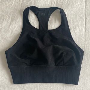 Alo yoga sports bra